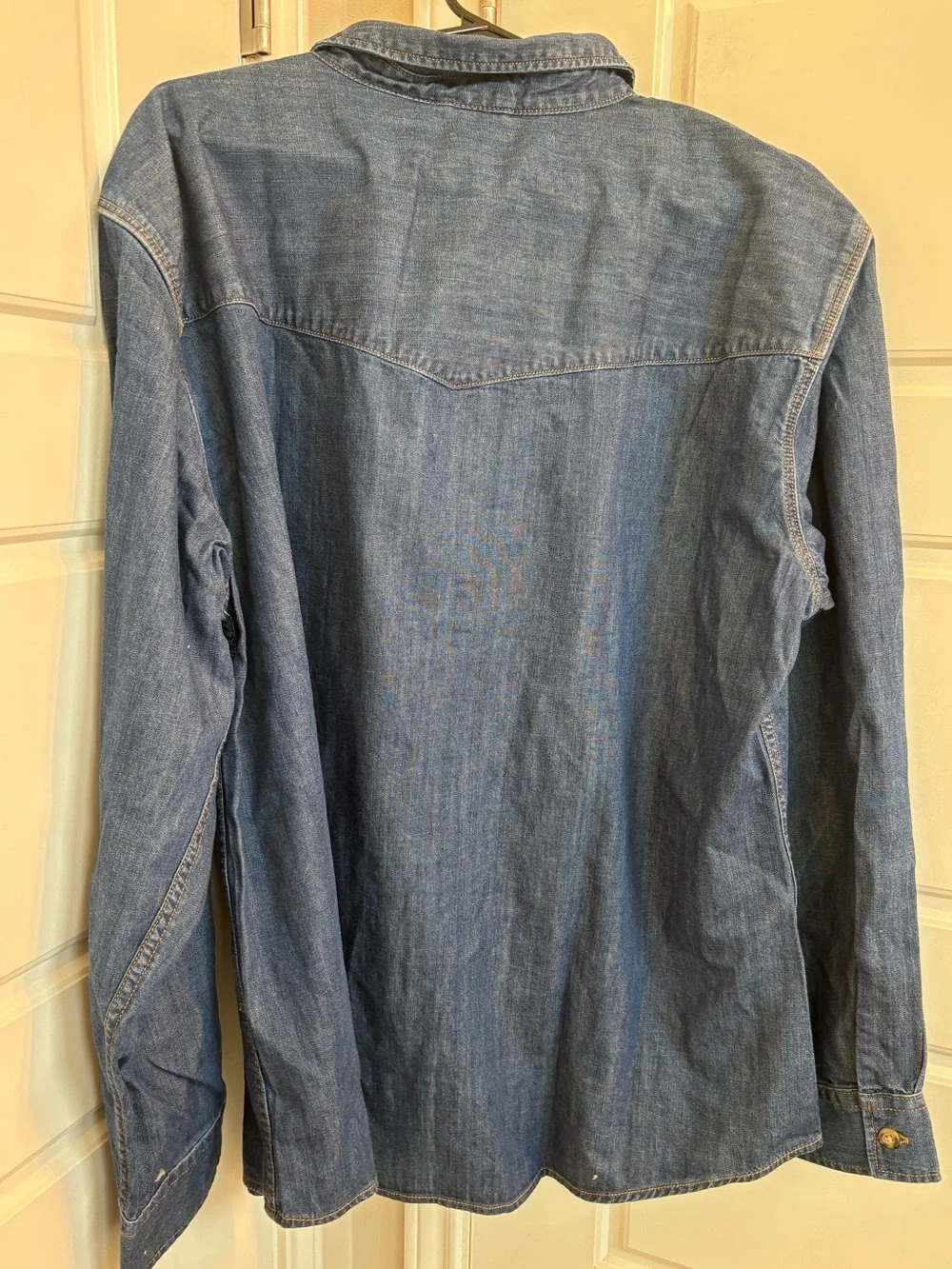 Levi’s NWT Size XL Relaxed Fit Dark Wash Western Shirt - Picture 6 of 7